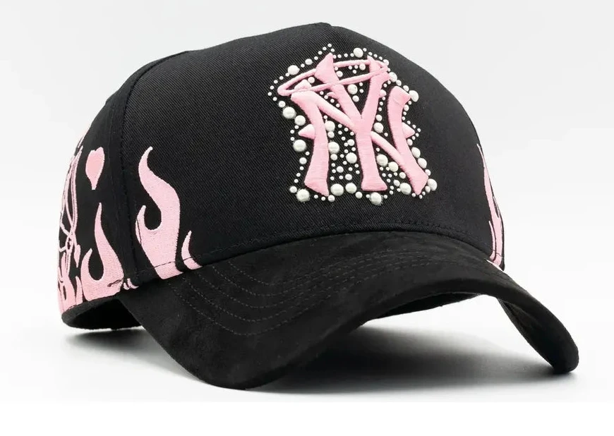 31 Hats NY Pearls in love