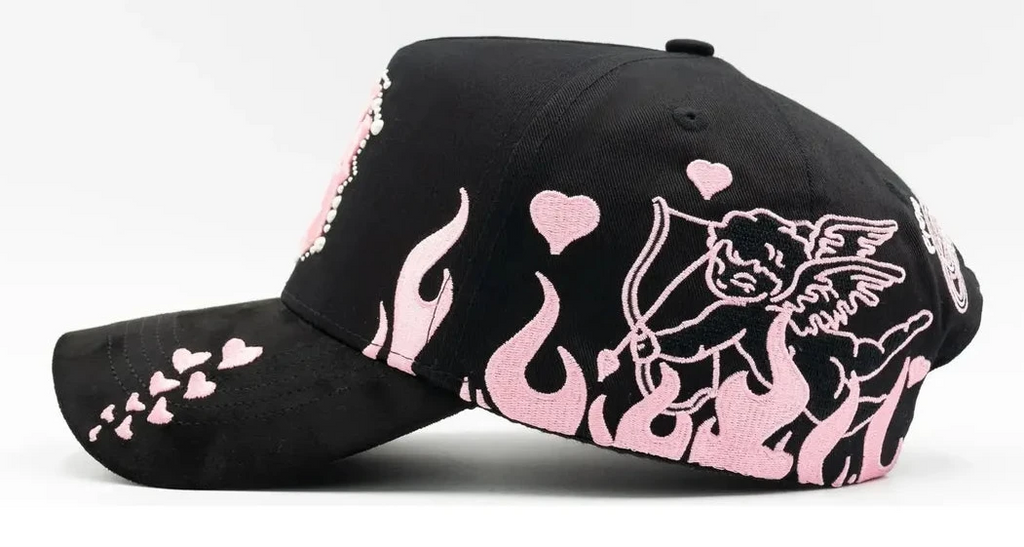 31 Hats NY Pearls in love